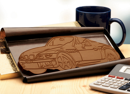 CUSTOM SHAPE GIANT CHOCOLATE BARS
